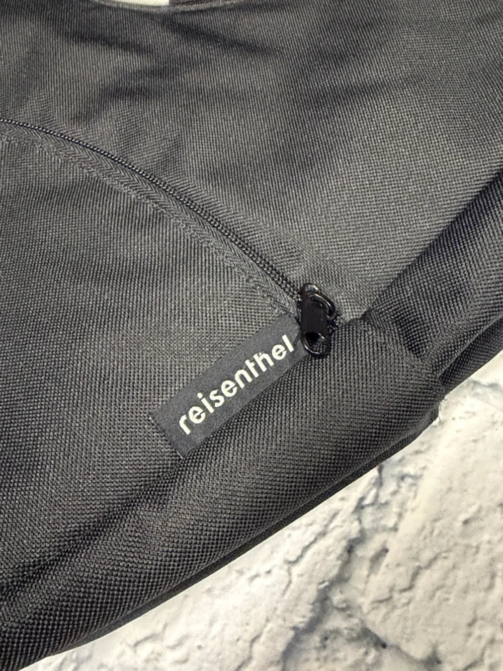 Black Laptop Shoulder Bag with Circular Handle - Picture 2 of 6